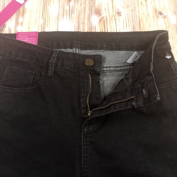 NWT HIGH RISE TENGFU BLACK FLARED LEG JEANS SIZE 6 - Picture 4 of 14